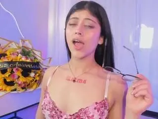 Corinne-benson  live sex cam