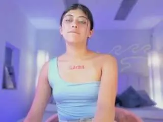 Corinne-benson  live sex cam