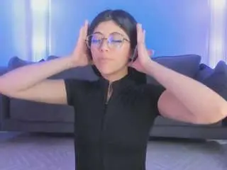 Corinne-benson  live sex cam