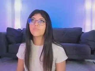 Corinne-benson  live sex cam