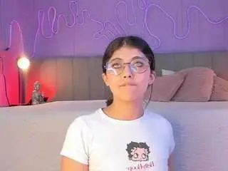 Corinne-benson  live sex cam