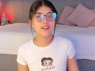 Corinne-benson  live sex cam