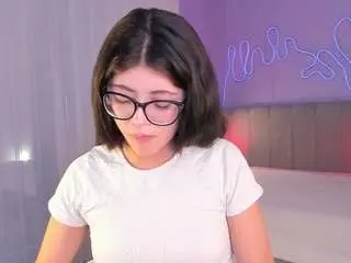 Corinne-benson  live sex cam