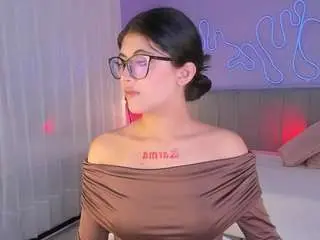 Corinne-benson  live sex cam