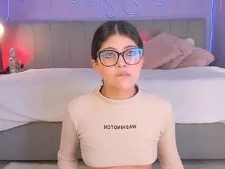 Corinne-benson  live sex cam
