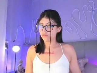 Corinne-benson  live sex cam