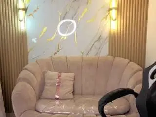 Lauris-b  live sex cam