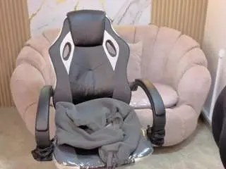 Lauris-b  live sex cam