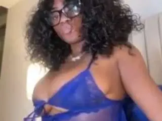 Pyteee  live sex cam