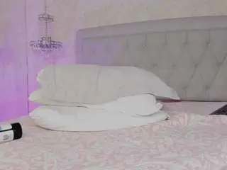 April-keith  live sex cam