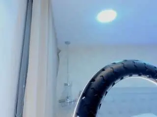 April-keith  live sex cam