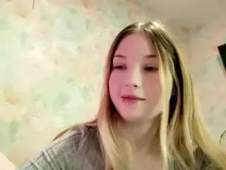 Arianguyen  live sex cam