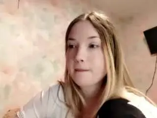 Arianguyen  live sex cam
