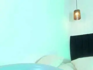 Dollyzoe  live sex cam