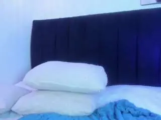 Dollyzoe  live sex cam