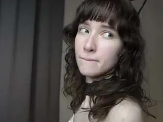 Gladisbelousson  live sex cam