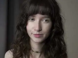 Gladisbelousson  live sex cam