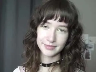 Gladisbelousson  live sex cam