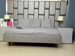 Lauremkey  live sex cam