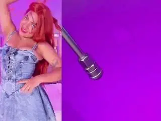 Petitesofia  live sex cam