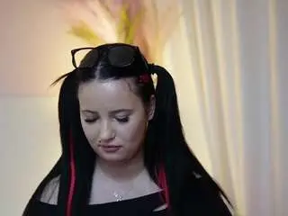 Adelinerosa  live sex cam