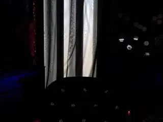 Alisssa4  live sex cam