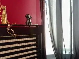 Alisssa4  live sex cam