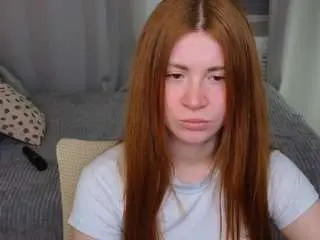 Frecklediyana  live sex cam
