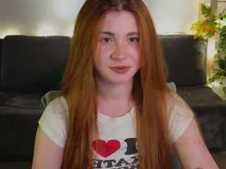 Frecklediyana  live sex cam