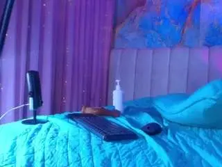 Mia-xs  live sex cam