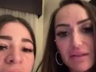 Sexyary69  live sex cam