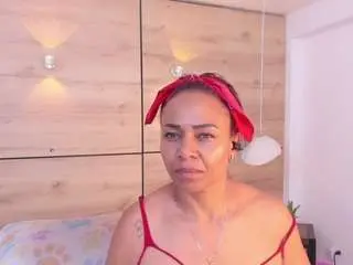 Thaylanaa  live sex cam