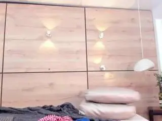 Thaylanaa  live sex cam