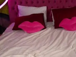 Alesiadessmond  live sex cam