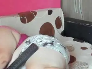 Ionysexylipspussy  live sex cam