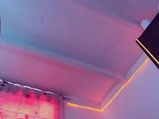 Kattylatina  live sex cam