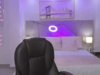 Raven-reyes7  live sex cam