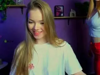 Arya-icon  live sex cam