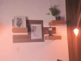 Dinacarter  live sex cam