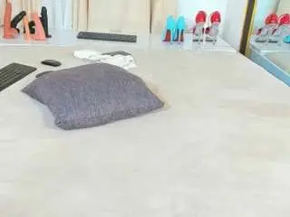 H0t-chocolate  live sex cam