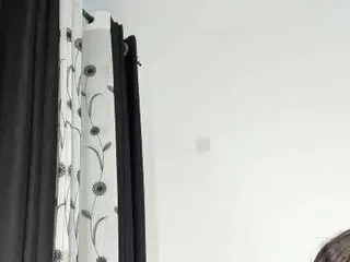 H0t-chocolate  live sex cam