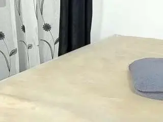 H0t-chocolate  live sex cam