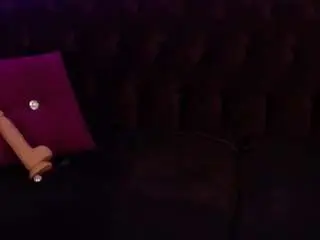 Siennashinee  live sex cam