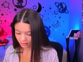 Itscharlliee  live sex cam