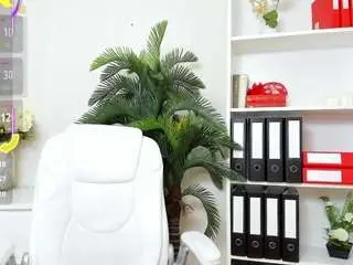 Raisawest  live sex cam