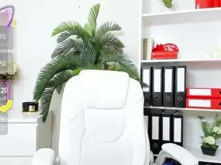 Raisawest  live sex cam