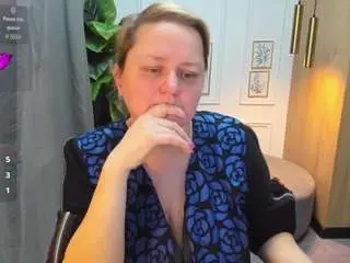 Scarlettsoft  live sex cam