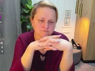 Scarlettsoft  live sex cam