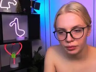 Sendi-cais  live sex cam
