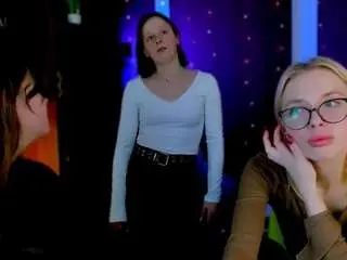 Sendi-cais  live sex cam